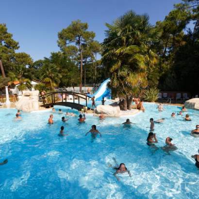 copyright ideclik ideal camping parc aquatique 83 camping avec piscine et parc aquatique à royan nouvelle aquitaine